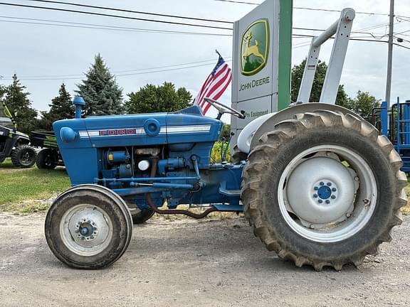 Image of Ford 3000 equipment image 1