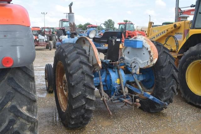 Image of Ford 3000 equipment image 1