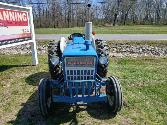 Image of Ford 3000 equipment image 1