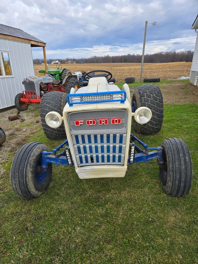 Image of Ford 3000 equipment image 3