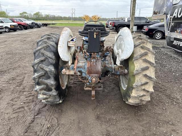 Image of Ford 3000 equipment image 2