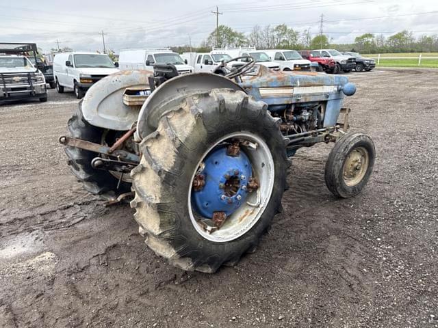 Image of Ford 3000 equipment image 3