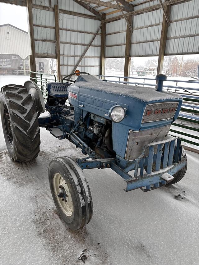 Image of Ford 3000 equipment image 1