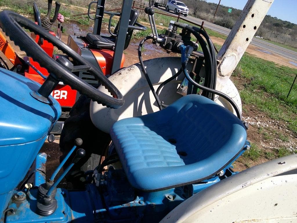 Image of Ford 3000 Image 1