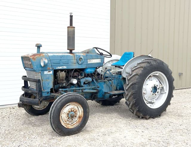 Image of Ford 3000 equipment image 1
