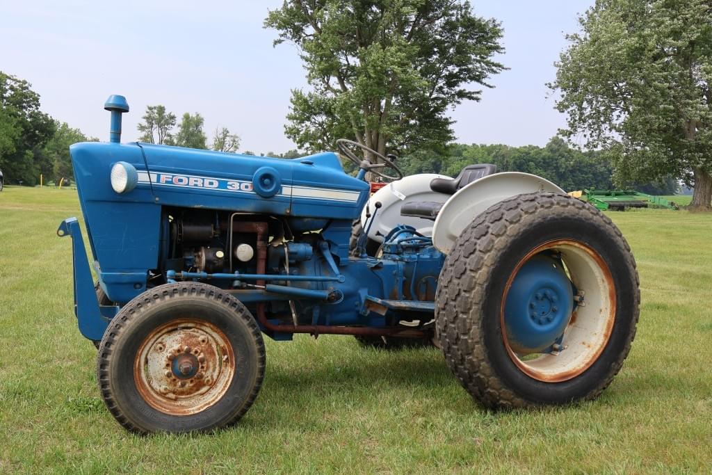 Image of Ford 3000 Primary image