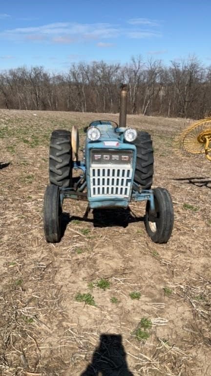 Image of Ford 3000 equipment image 1