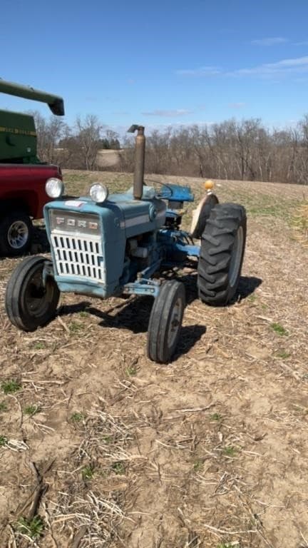 Image of Ford 3000 equipment image 3