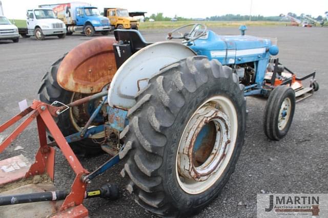 Image of Ford 3000 equipment image 2