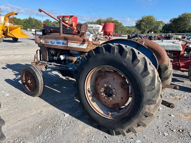 Image of Ford 3000 equipment image 3