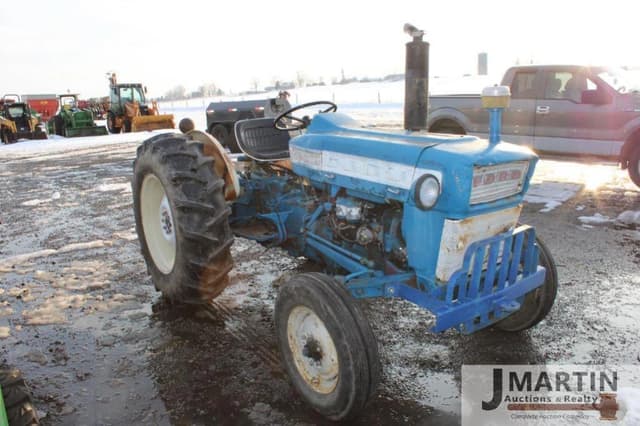 Image of Ford 3000 equipment image 3