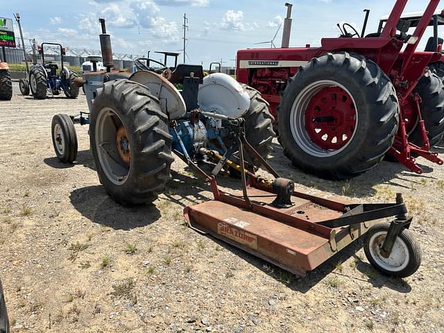 Image of Ford 3000 equipment image 3