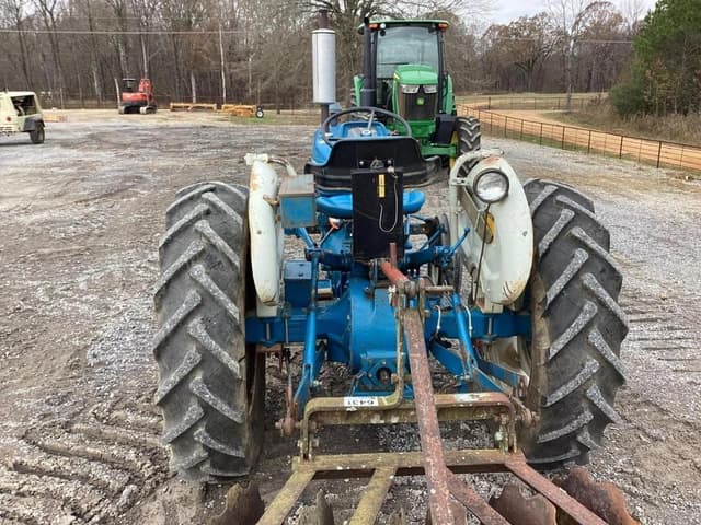 Image of Ford 3000 equipment image 4