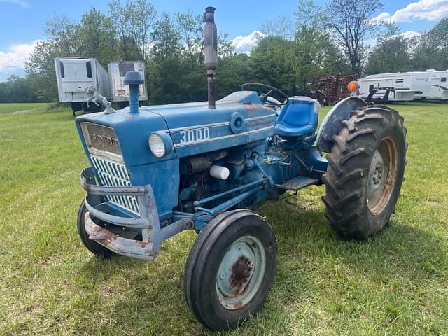 Image of Ford 3000 equipment image 2