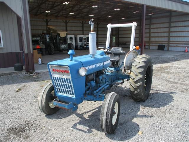 Image of Ford 3000 equipment image 1