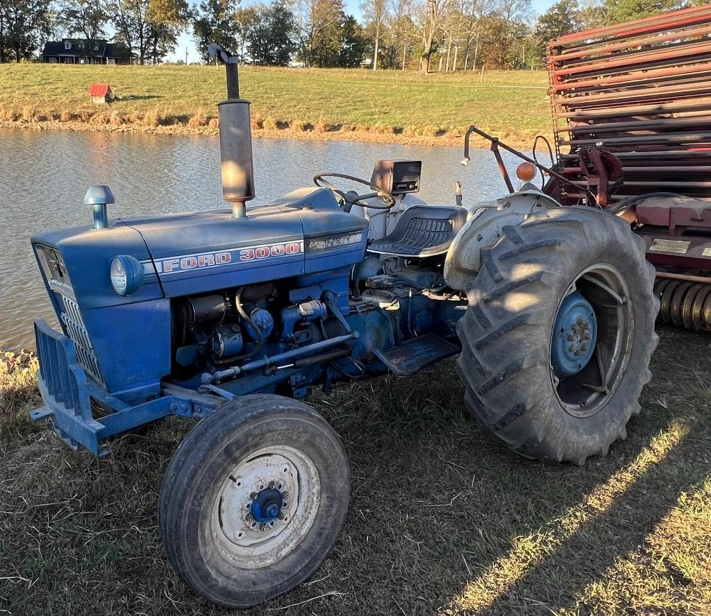 Image of Ford 3000 Image 0