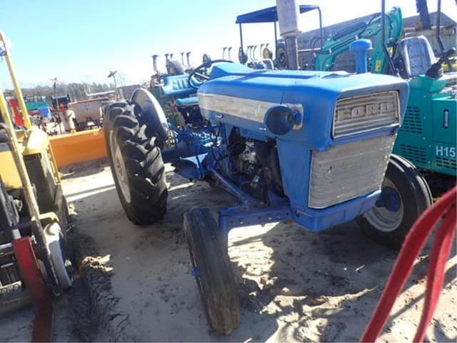 Image of Ford 3000 equipment image 1