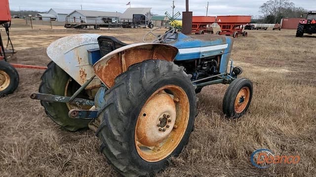 Image of Ford 3000 equipment image 4