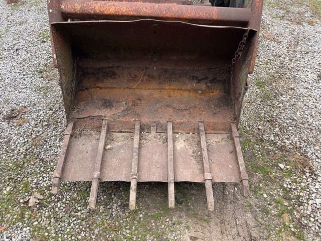 Image of Ford 3000 equipment image 3