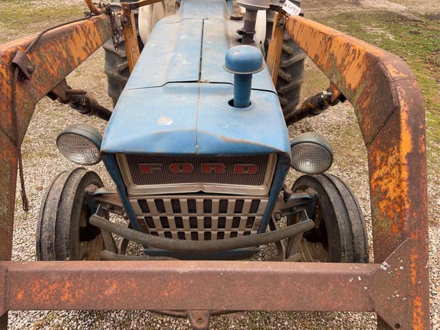 Image of Ford 3000 equipment image 2