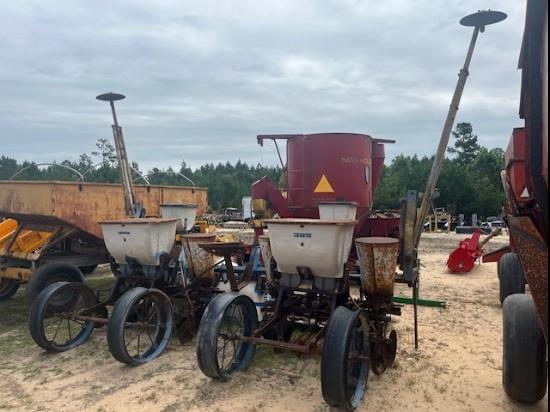 Image of Ford 309 Image 1