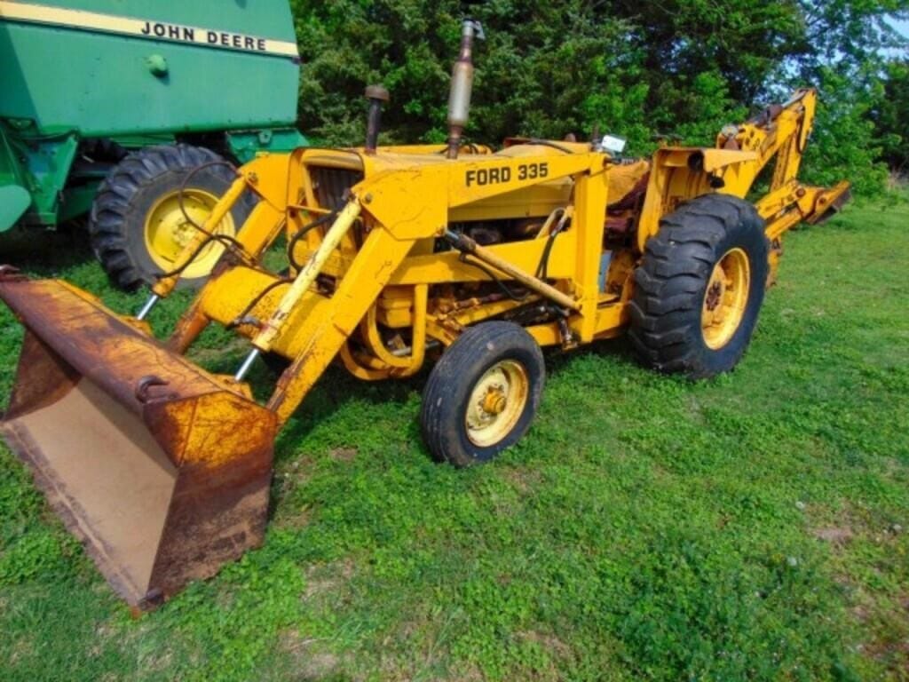 Ford 335 Equipment Image0
