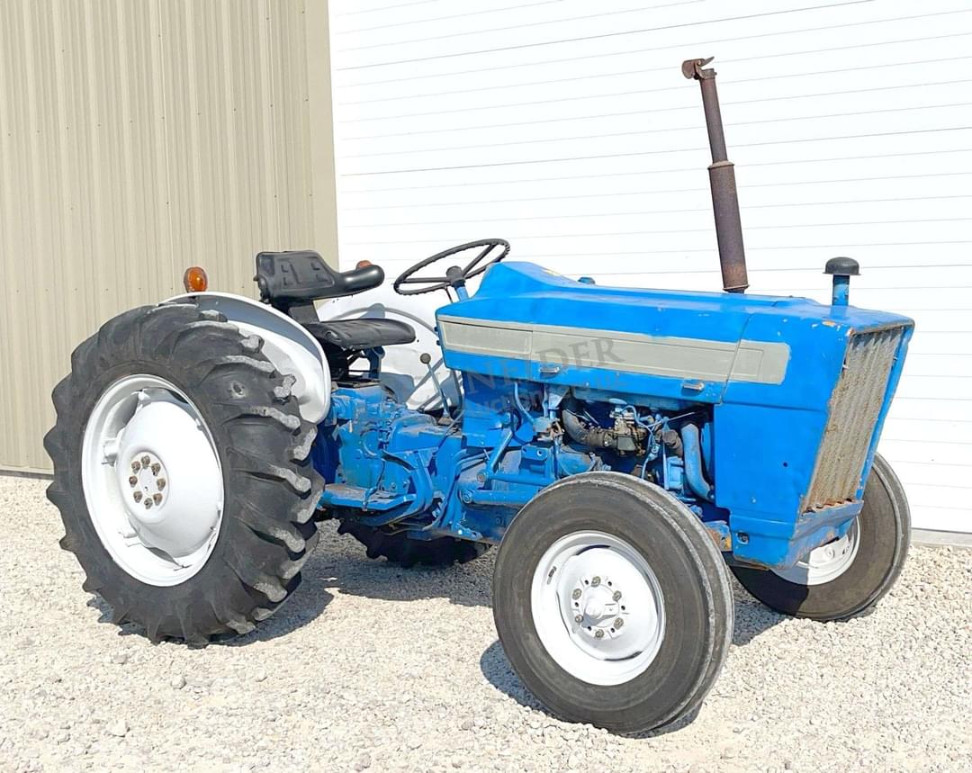 Image of Ford 3400 Primary image
