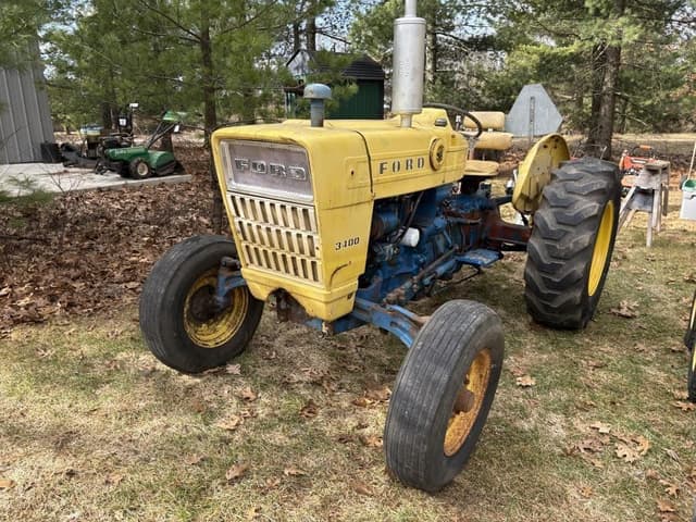 Image of Ford 3400 equipment image 3