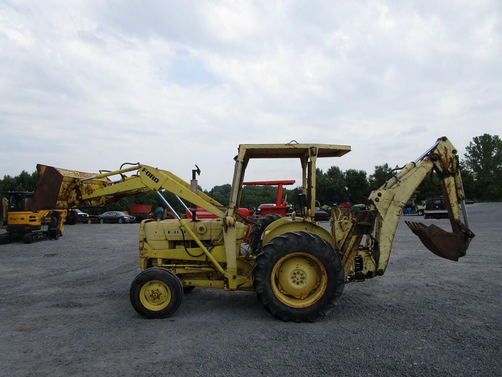 Main image Ford 3400