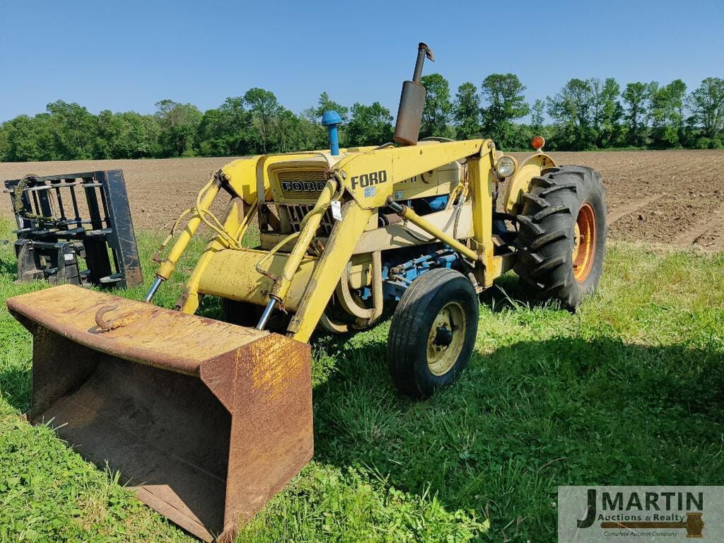 Main image Ford 3400