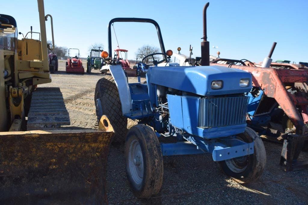 Main image Ford 3415