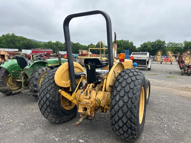 Image of Ford 345D equipment image 4