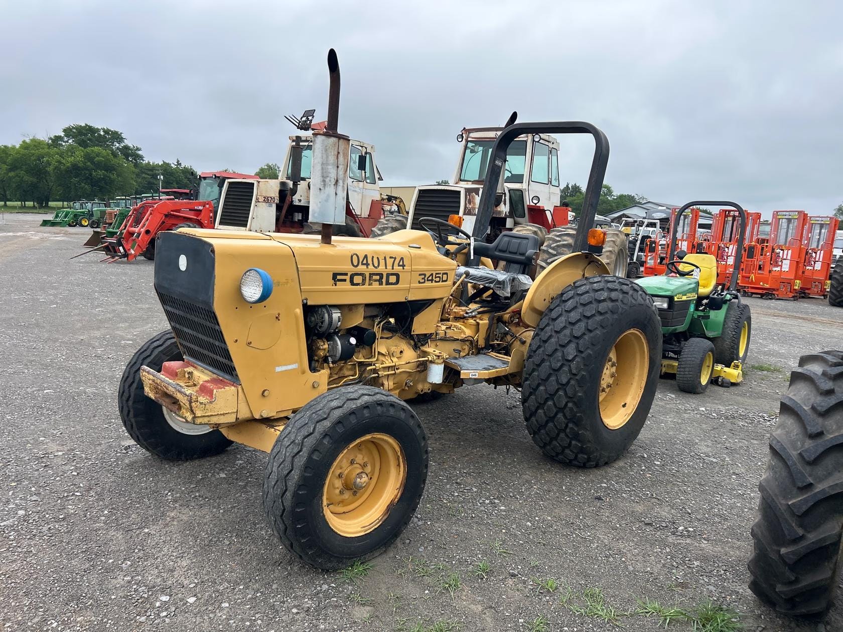 Ford 345D Equipment Image0