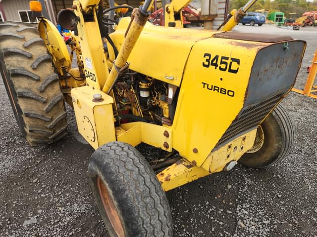 Image of Ford 345D equipment image 2