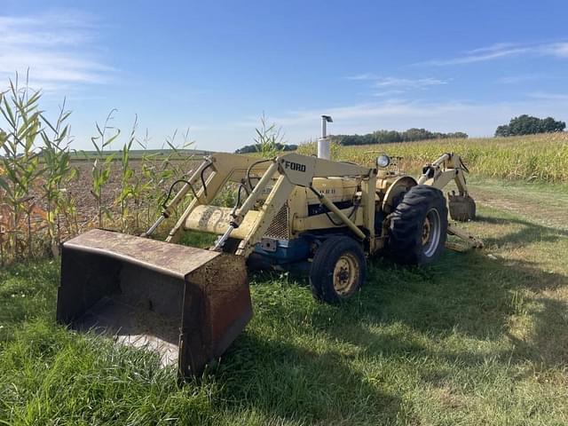 Image of Ford 3500 equipment image 3