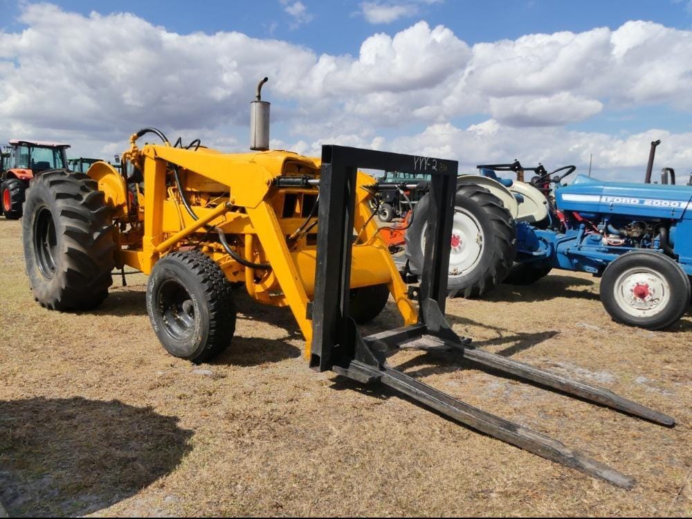 Ford 3600 Equipment Image0