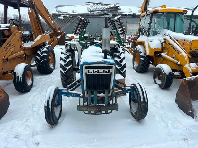 Image of Ford 3600 equipment image 1