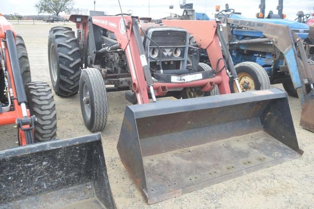 Image of Ford 3600 equipment image 3