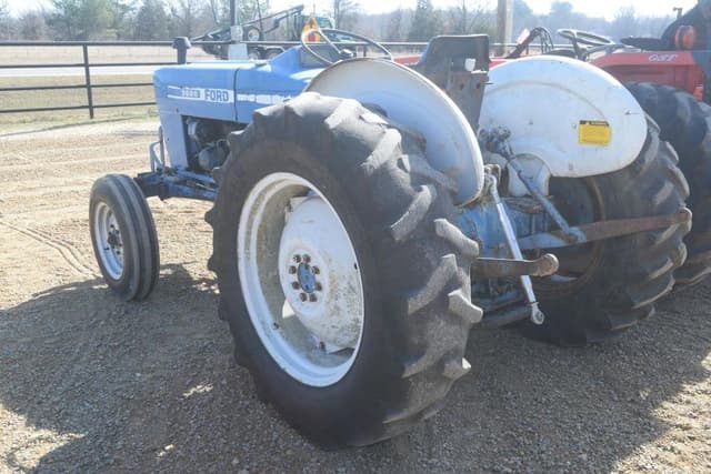 Image of Ford 3600 equipment image 1