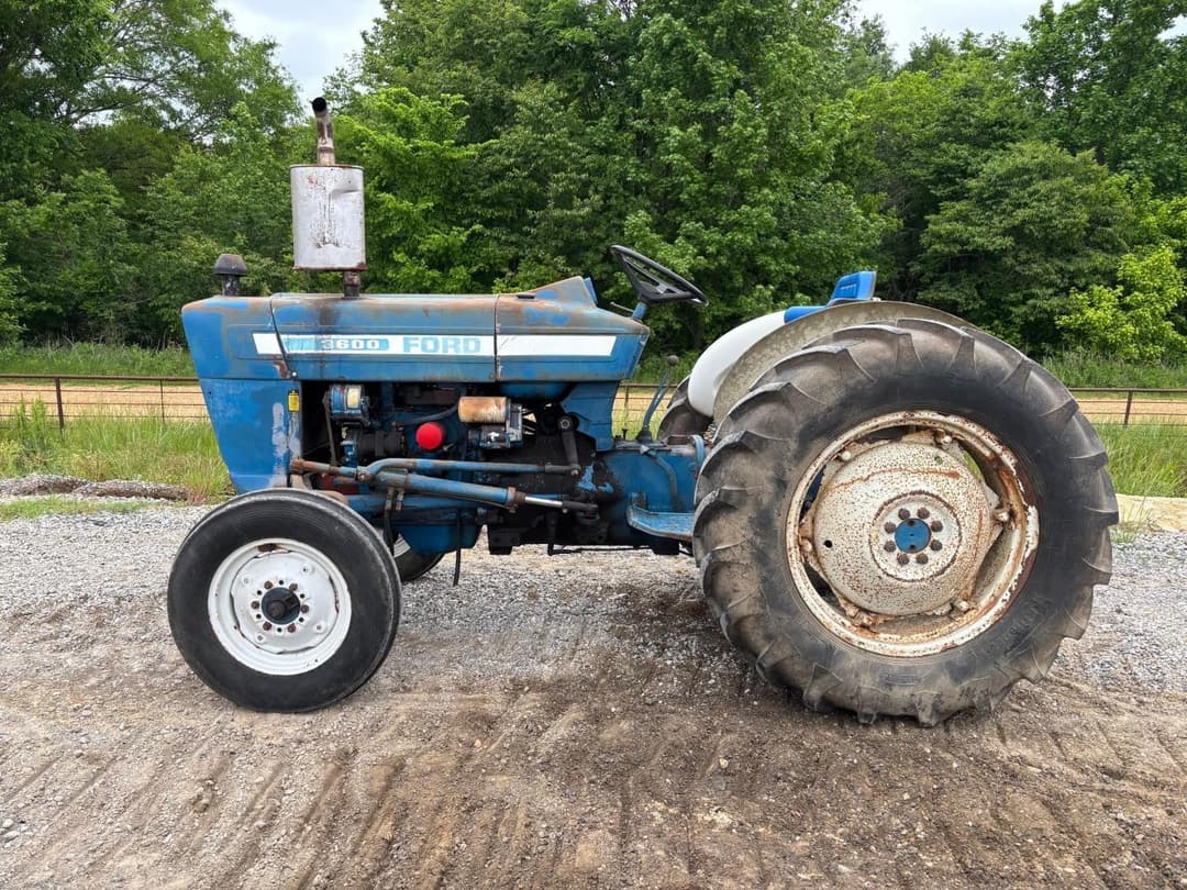 Image of Ford 3600 Primary image