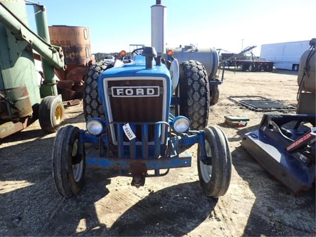 Image of Ford 3600 equipment image 3