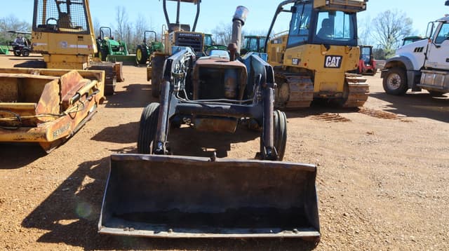 Image of Ford 3600 equipment image 1