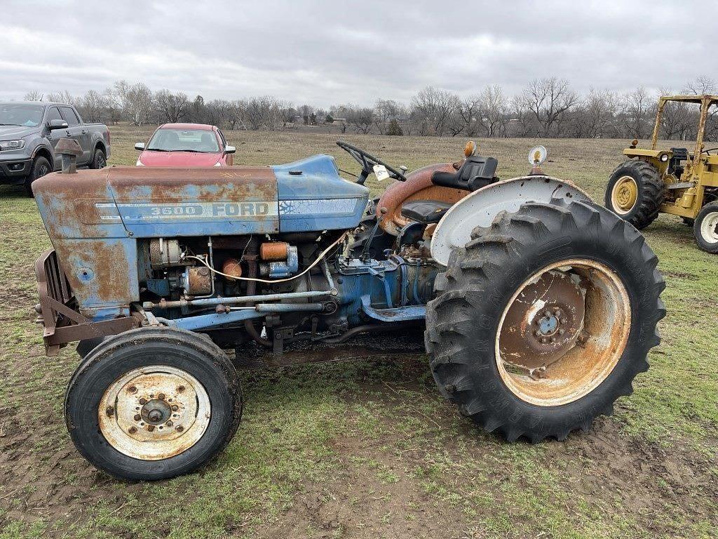 Image of Ford 3600 Primary image