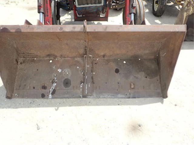 Image of Ford 3600 equipment image 3