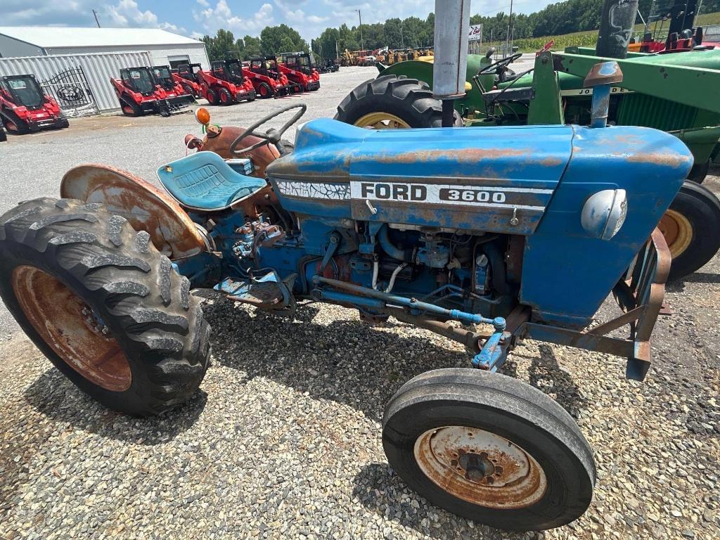 Image of Ford 3600 Primary image