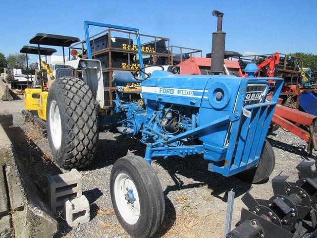 Image of Ford 3600 equipment image 1