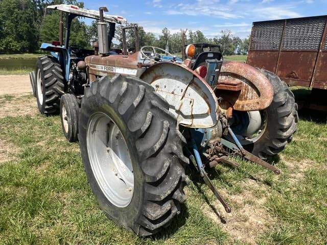 Image of Ford 3600 equipment image 2