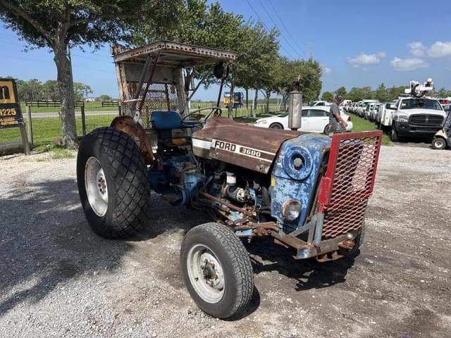 Image of Ford 3600 equipment image 4
