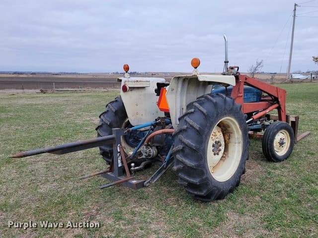 Image of Ford 3600 equipment image 4