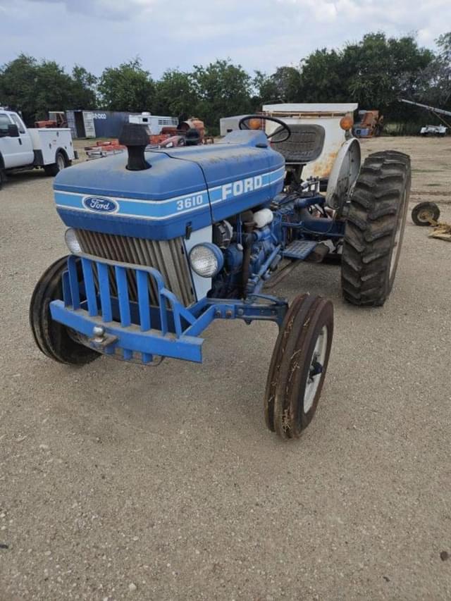 Image of Ford 3610 equipment image 1